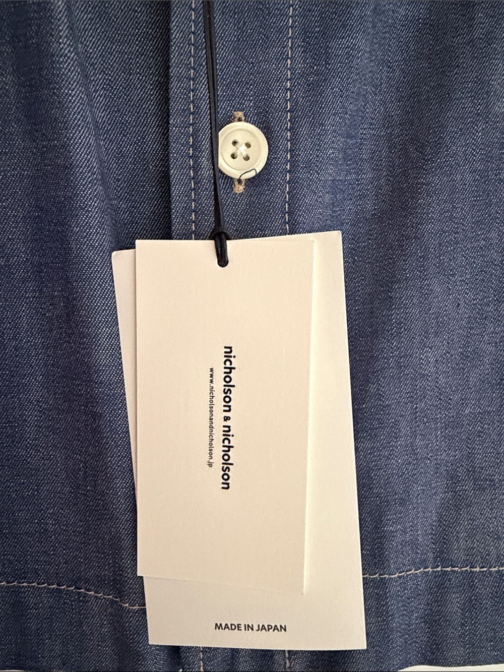 NET Nicholson & Nicholson made in Japan cropped Blue Denim Button-Down Shirt - Picture 3 of 6